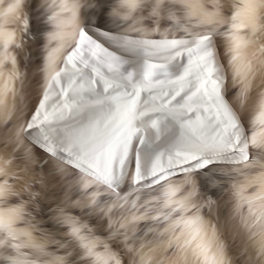 Lululemon girls (Ivivva) tracker v short